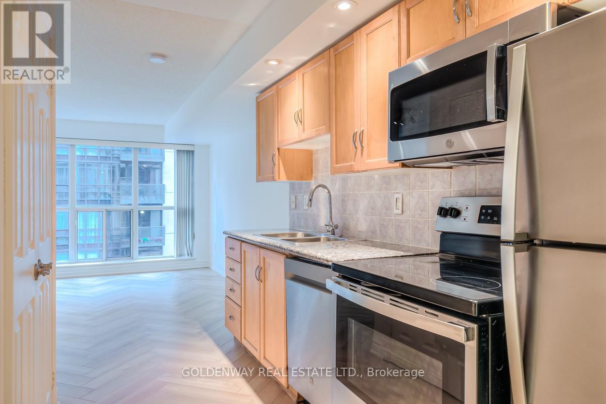 708 - 270 Wellington Street W, Toronto, Ontario  M5V 3P5 - Photo 12 - C12965442