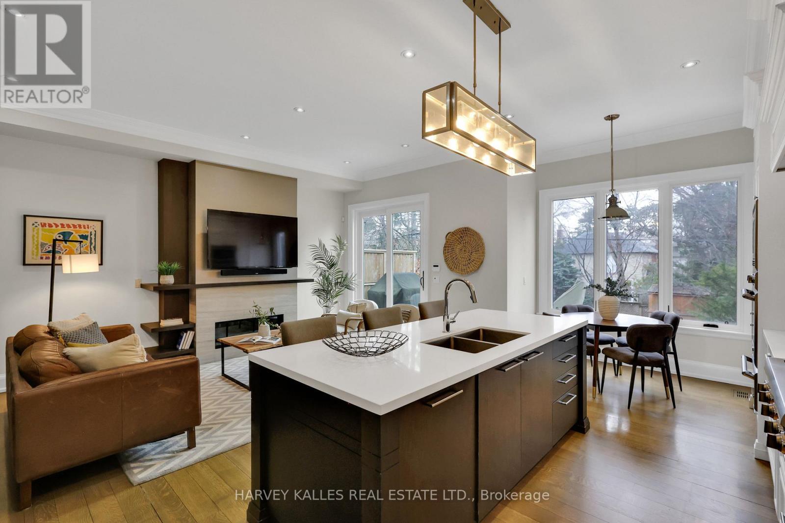 188 Snowdon Avenue, Toronto, Ontario  M4N 2B2 - Photo 13 - C12965482