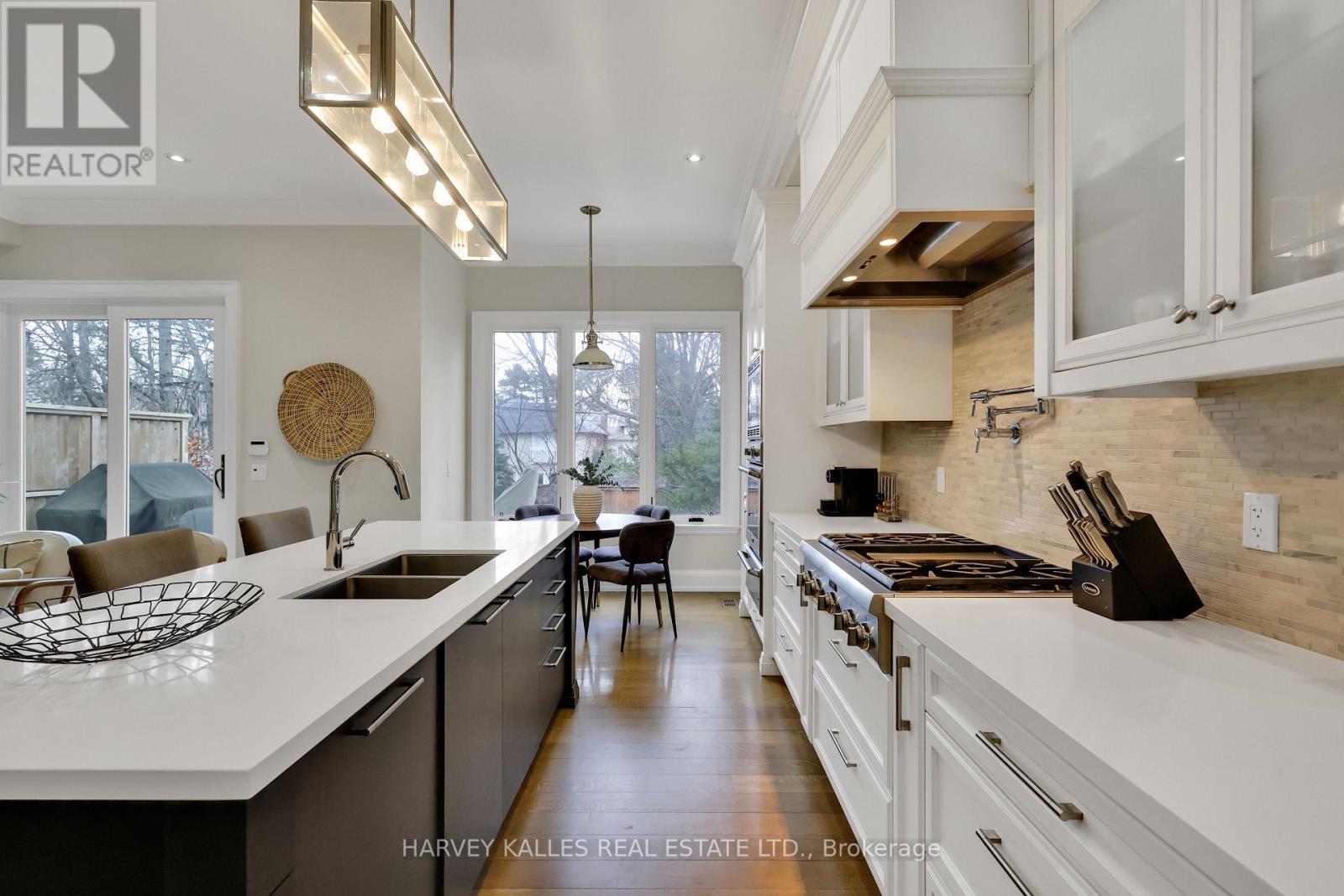 188 Snowdon Avenue, Toronto, Ontario  M4N 2B2 - Photo 14 - C12965482