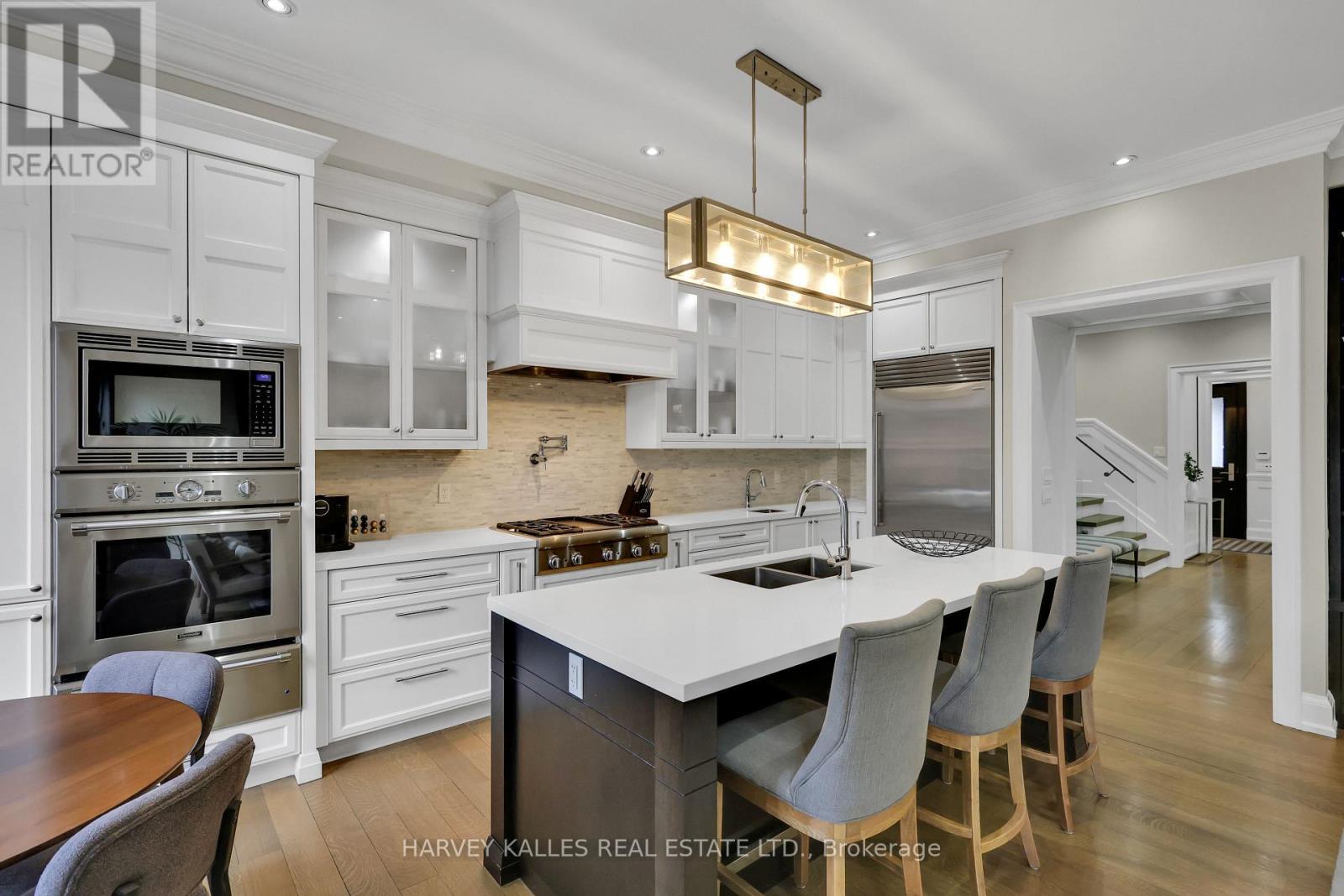 188 Snowdon Avenue, Toronto, Ontario  M4N 2B2 - Photo 17 - C12965482