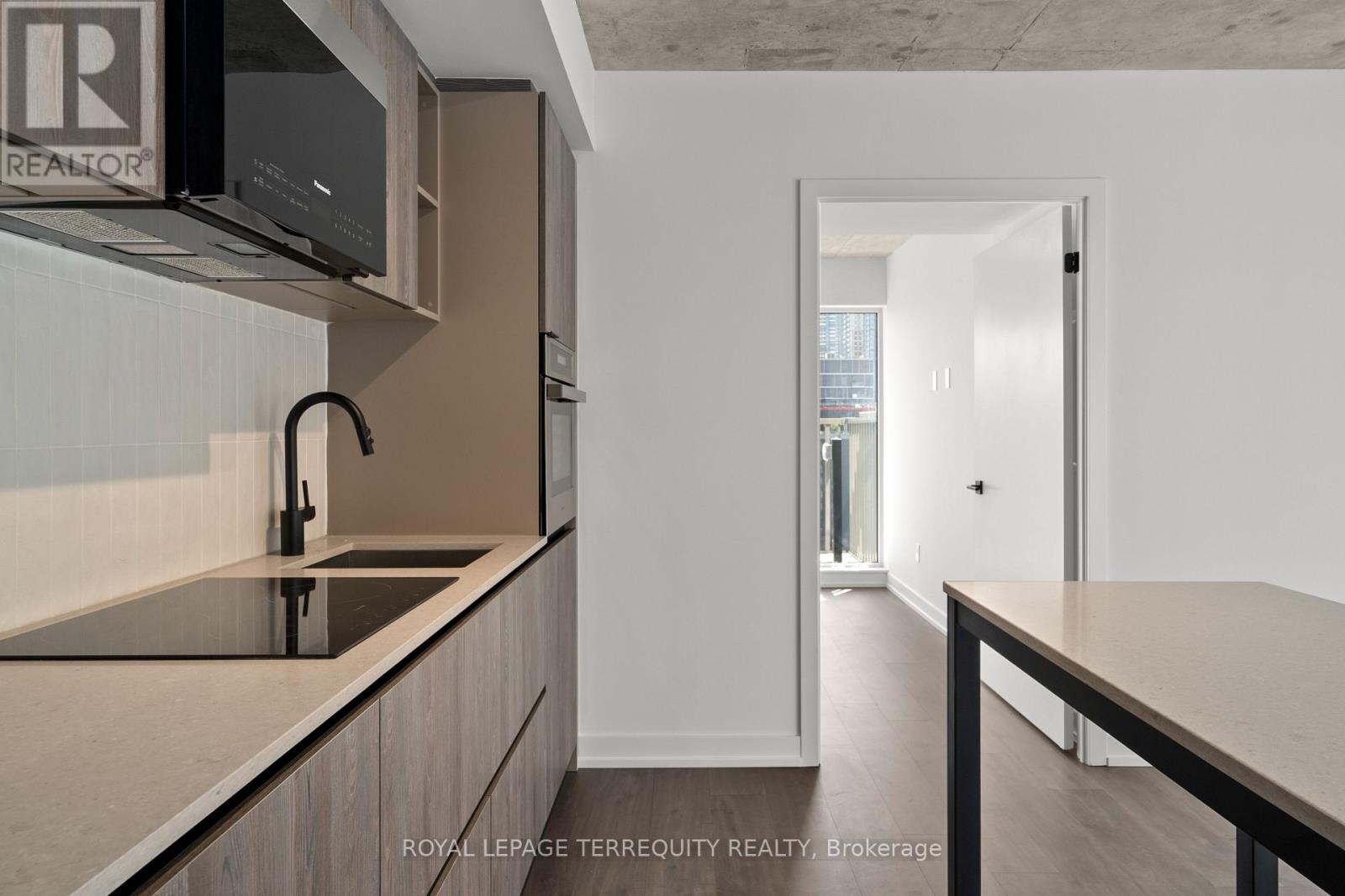 1303 - 2 AUGUSTA AVENUE, Toronto, Ontario