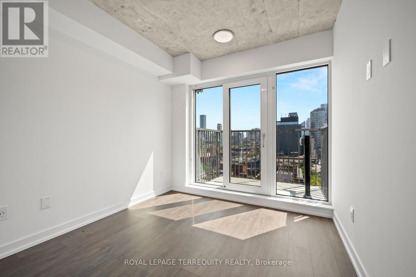 1303 - 2 Augusta Avenue, Toronto, Ontario M5V 0T3 - Photo 15 - C12965492