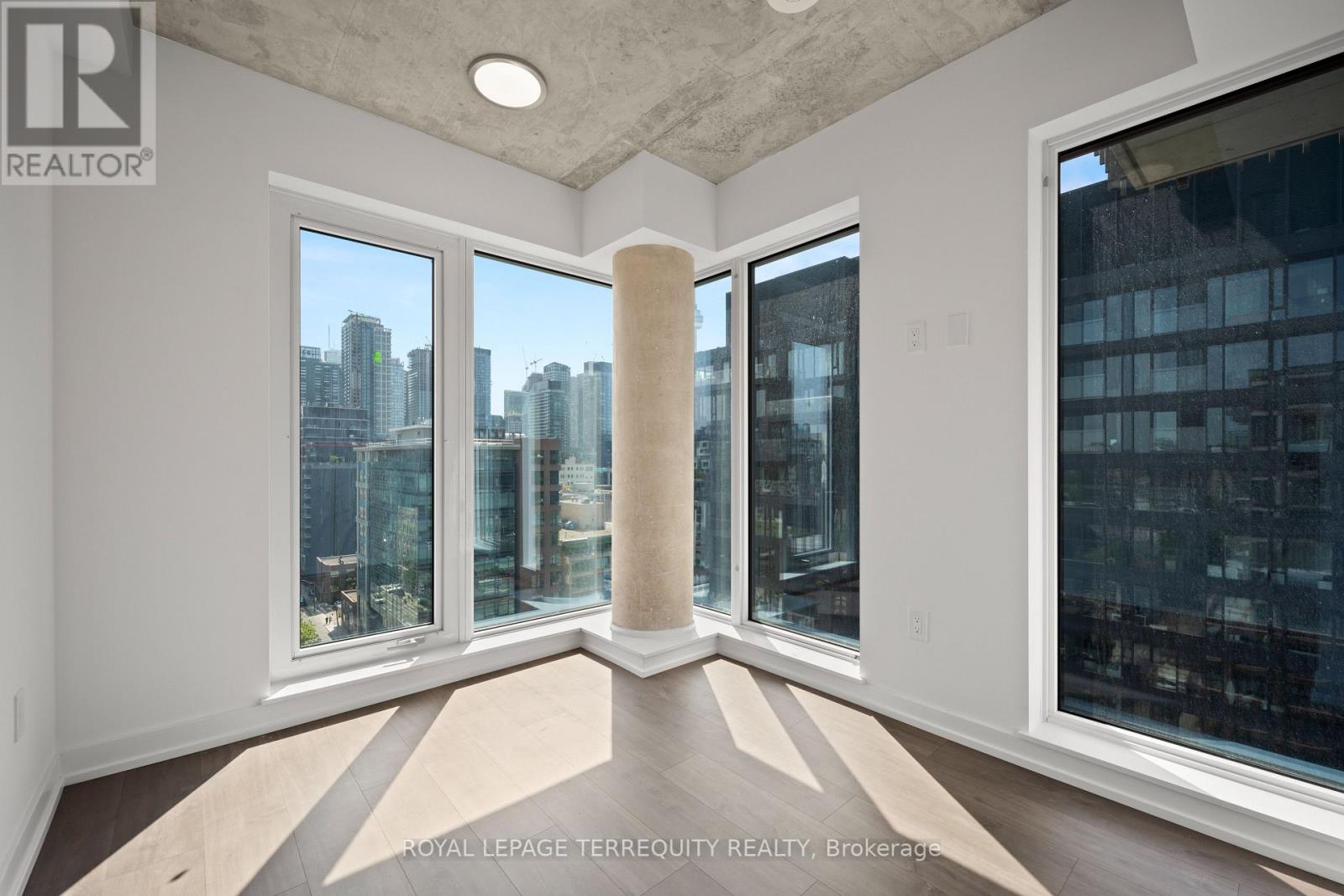 1303 - 2 Augusta Avenue, Toronto, Ontario M5V 0T3 - Photo 19 - C12965492