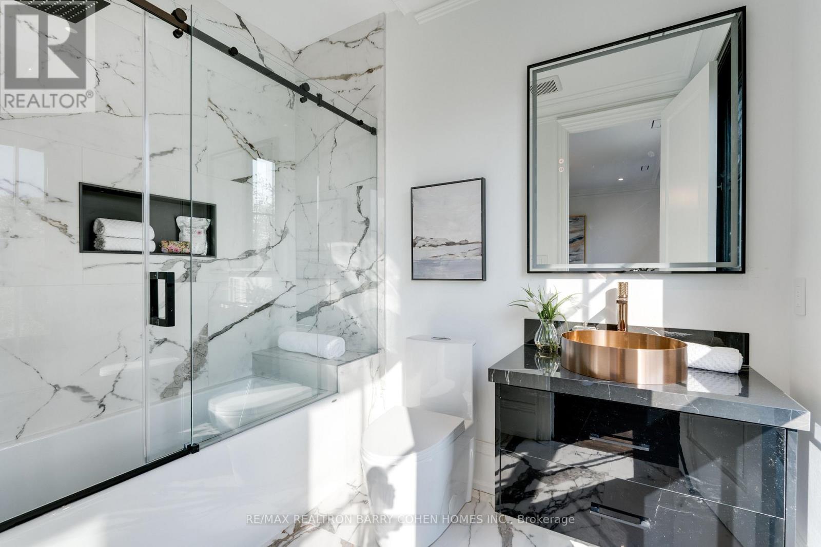 67 Montressor Drive N, Toronto, Ontario  M2P 1Z3 - Photo 24 - C12965526