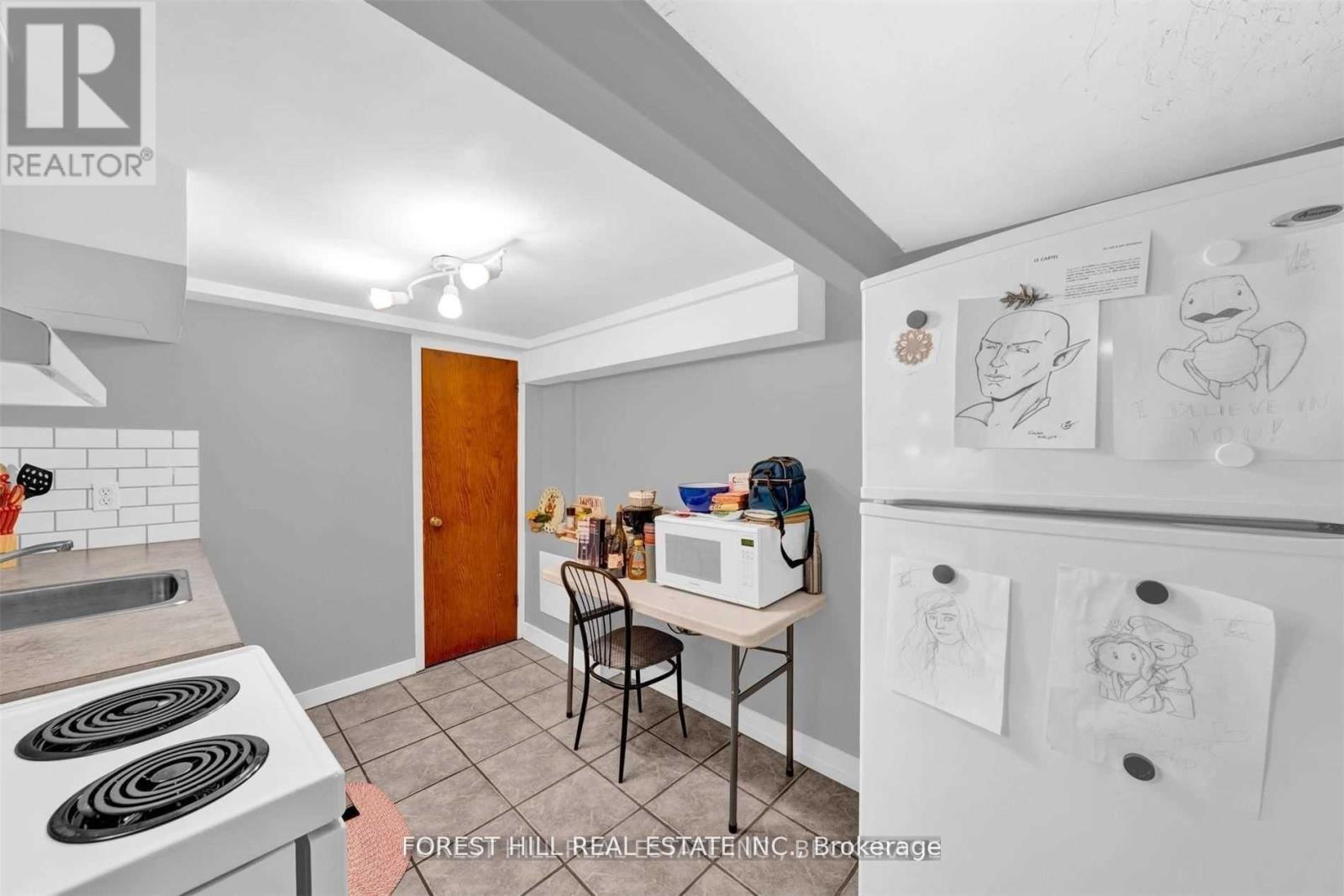 Lower - 996 Bayview Avenue, Toronto, Ontario  M4G 2Z6 - Photo 15 - C12965560