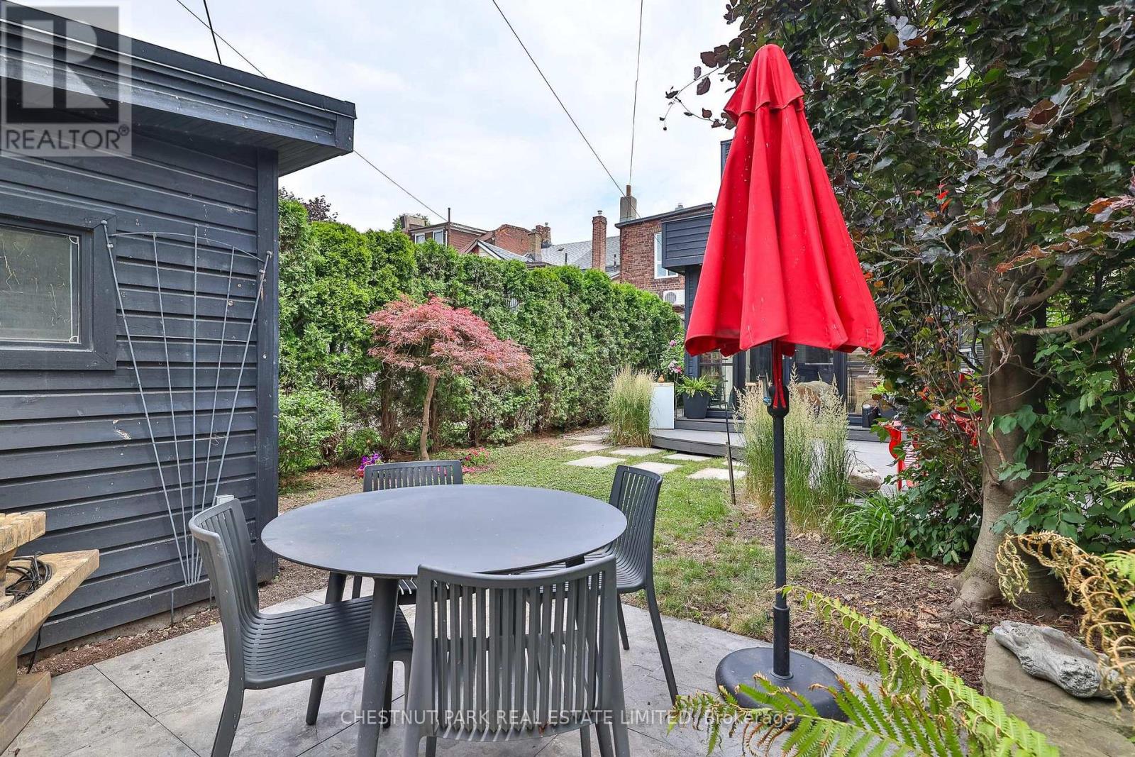 82 Bellevue Avenue, Toronto, Ontario  M5T 2N7 - Photo 34 - C12965592