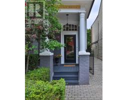 82 BELLEVUE AVENUE, Toronto, Ontario