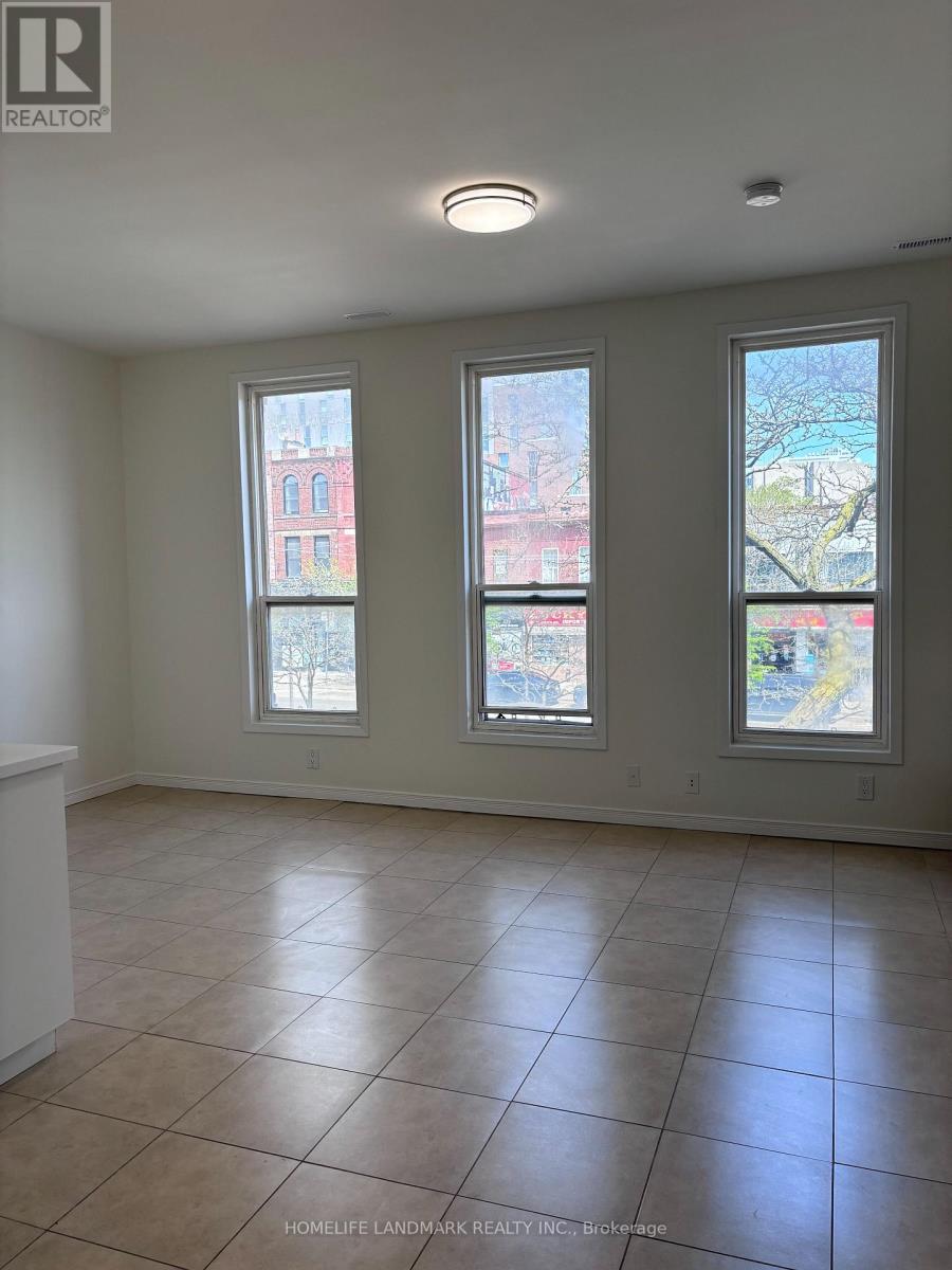 201 - 440 SPADINA AVENUE, Toronto, Ontario