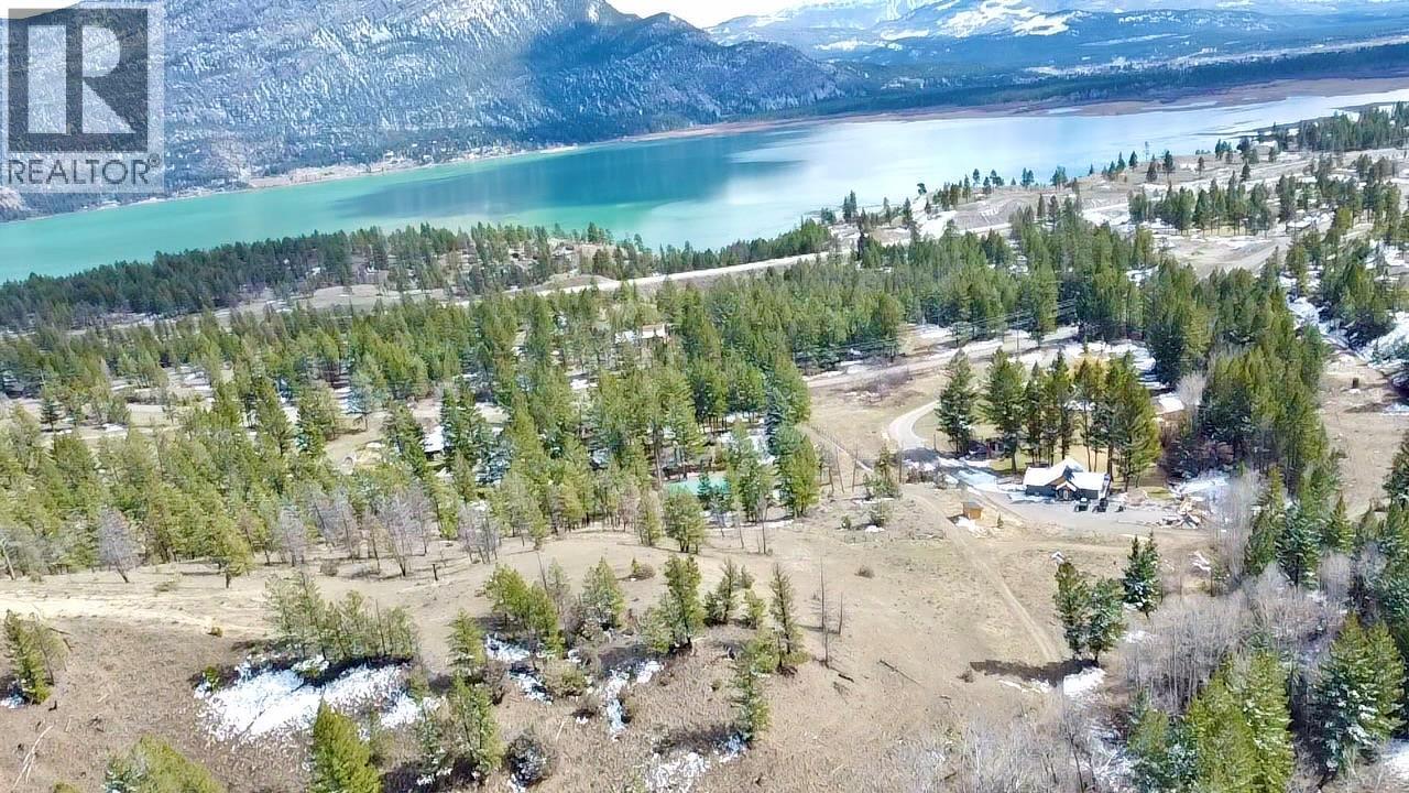 8279 Sun Creek Road, Canal Flats, British Columbia  V0B 1B0 - Photo 29 - 10382317