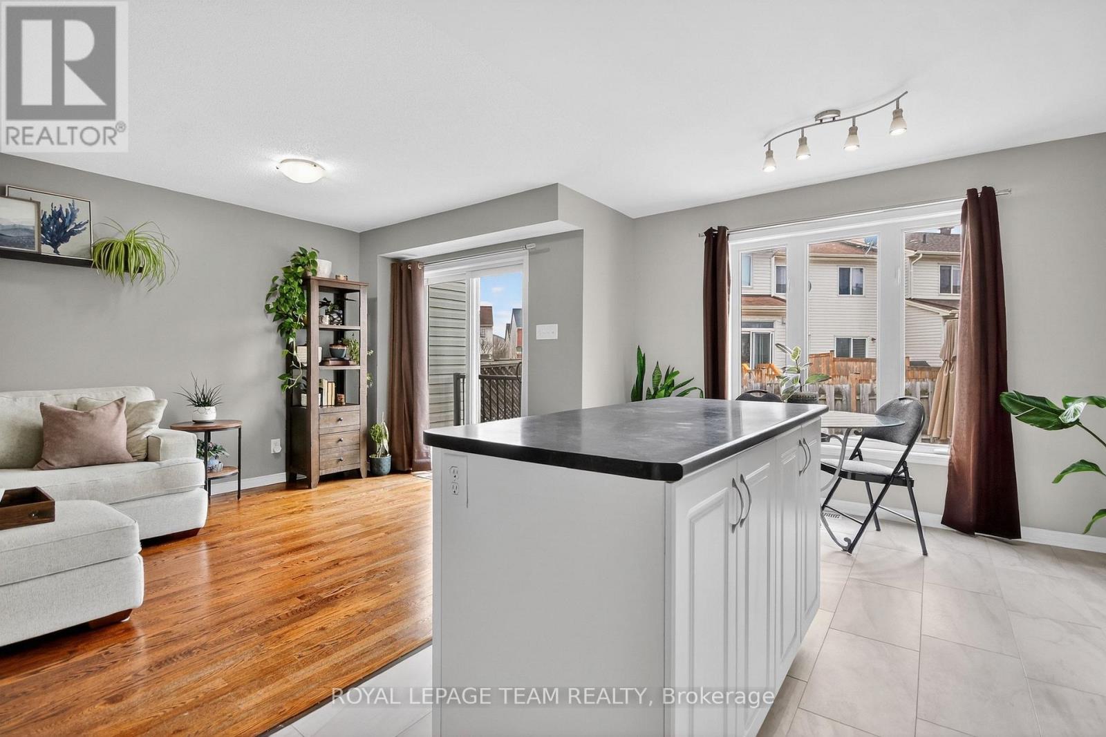 353 Brigitta Street, Ottawa, Ontario  K2S 0H9 - Photo 21 - X12946790