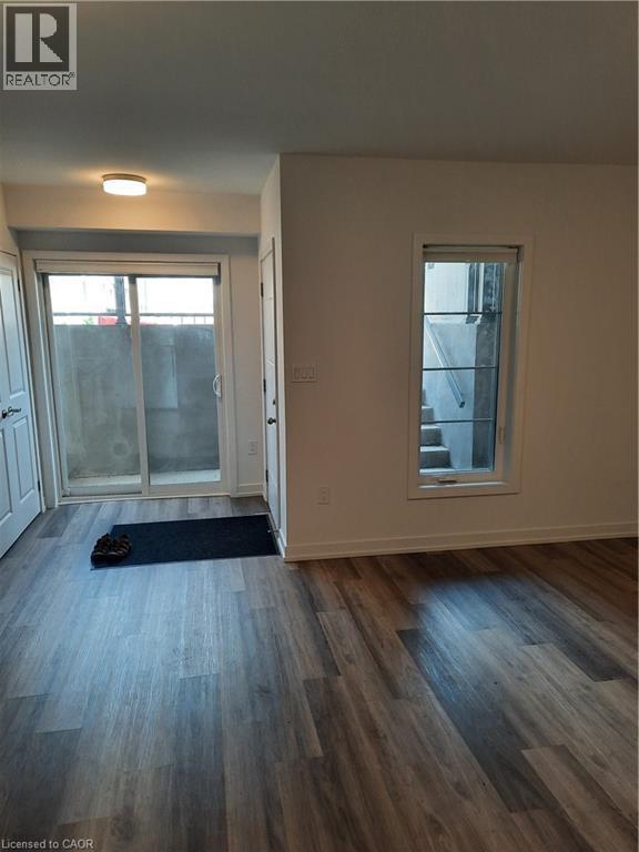 205 West Oak Trail Unit# 61, Kitchener, Ontario  N2R 0R9 - Photo 8 - 40817866