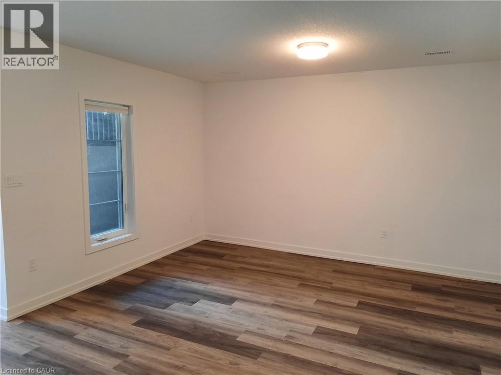 205 West Oak Trail Unit# 61, Kitchener, Ontario  N2R 0R9 - Photo 9 - 40817866