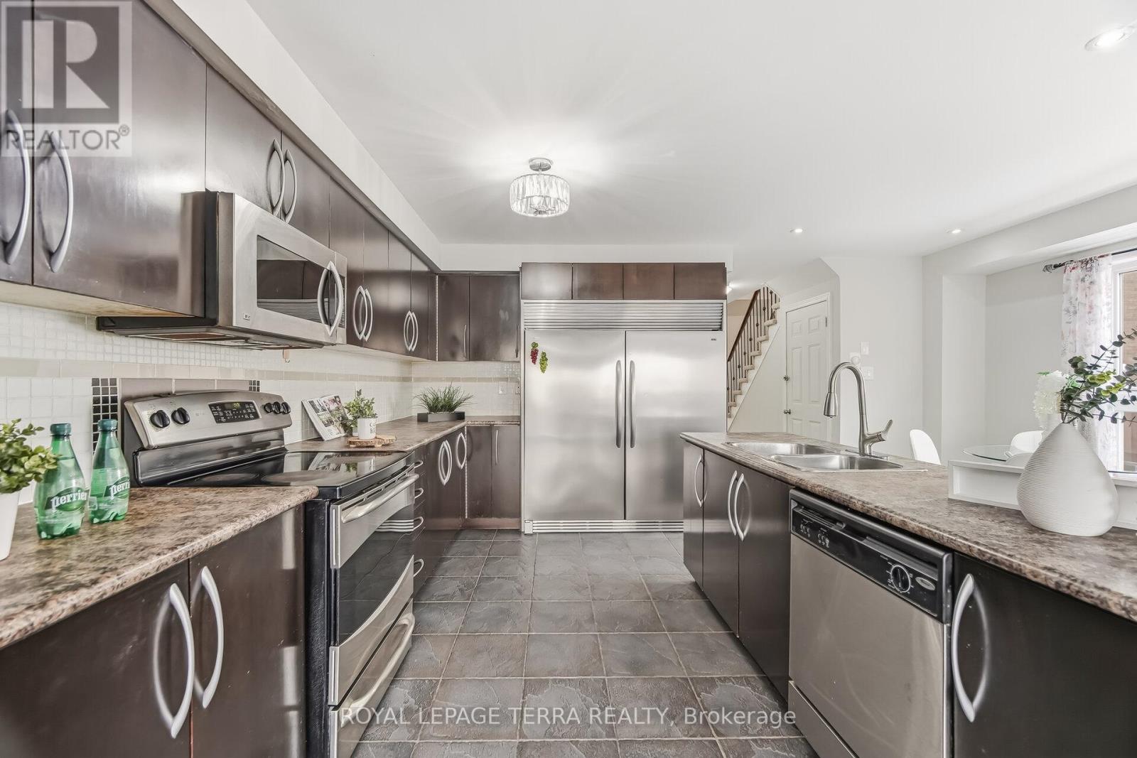 65 Aldonschool Court, Ajax, Ontario  L1S 0C5 - Photo 12 - E12965450