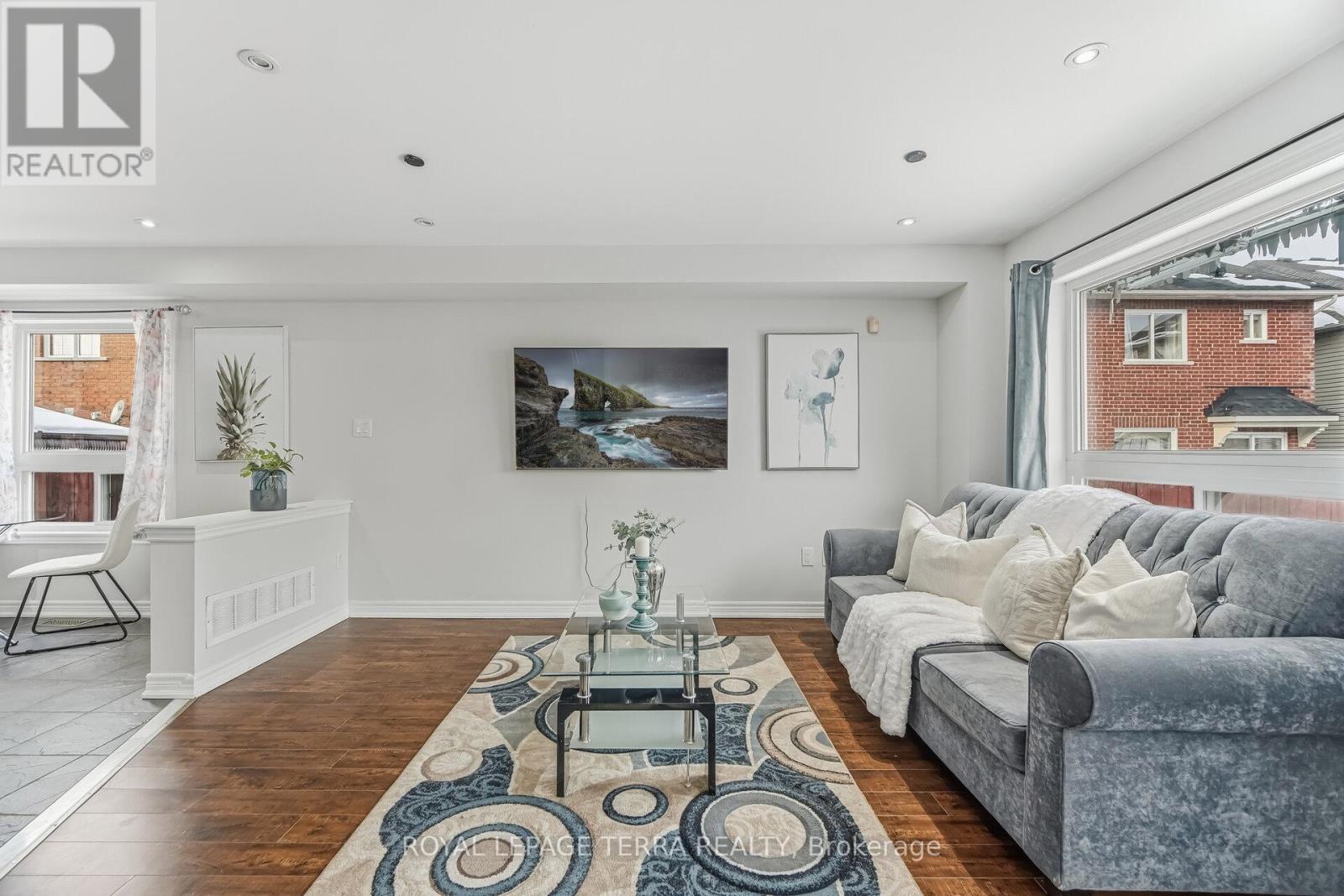 65 Aldonschool Court, Ajax, Ontario  L1S 0C5 - Photo 5 - E12965450