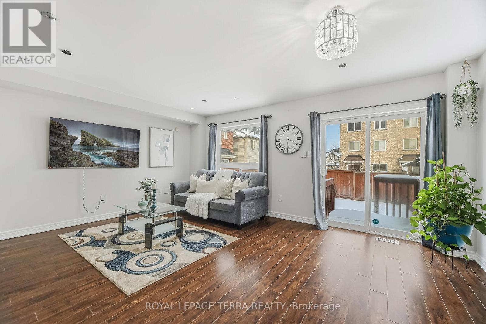 65 Aldonschool Court, Ajax, Ontario  L1S 0C5 - Photo 8 - E12965450