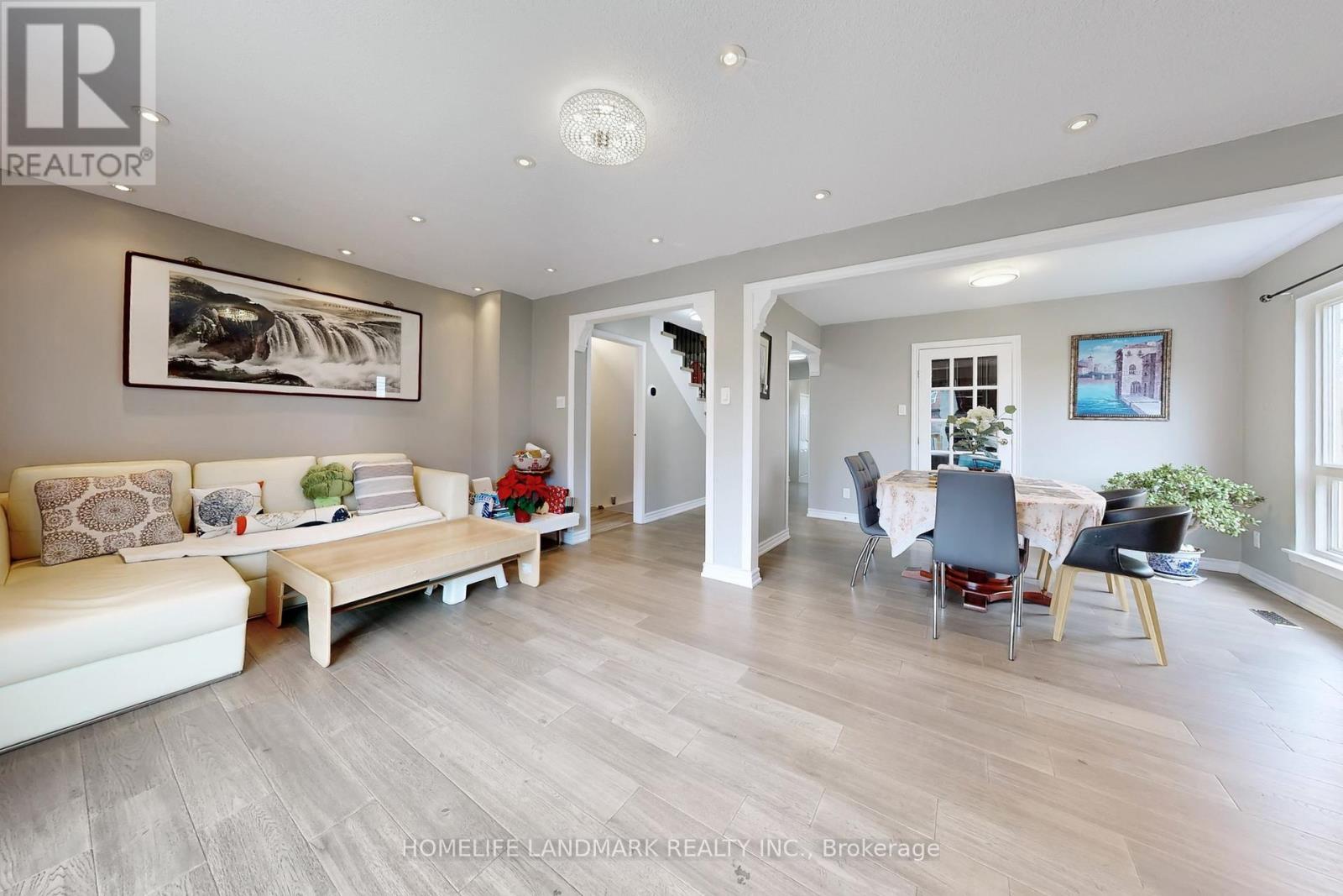 75 Dragoon Crescent, Toronto, Ontario  M1V 1N5 - Photo 12 - E12965478