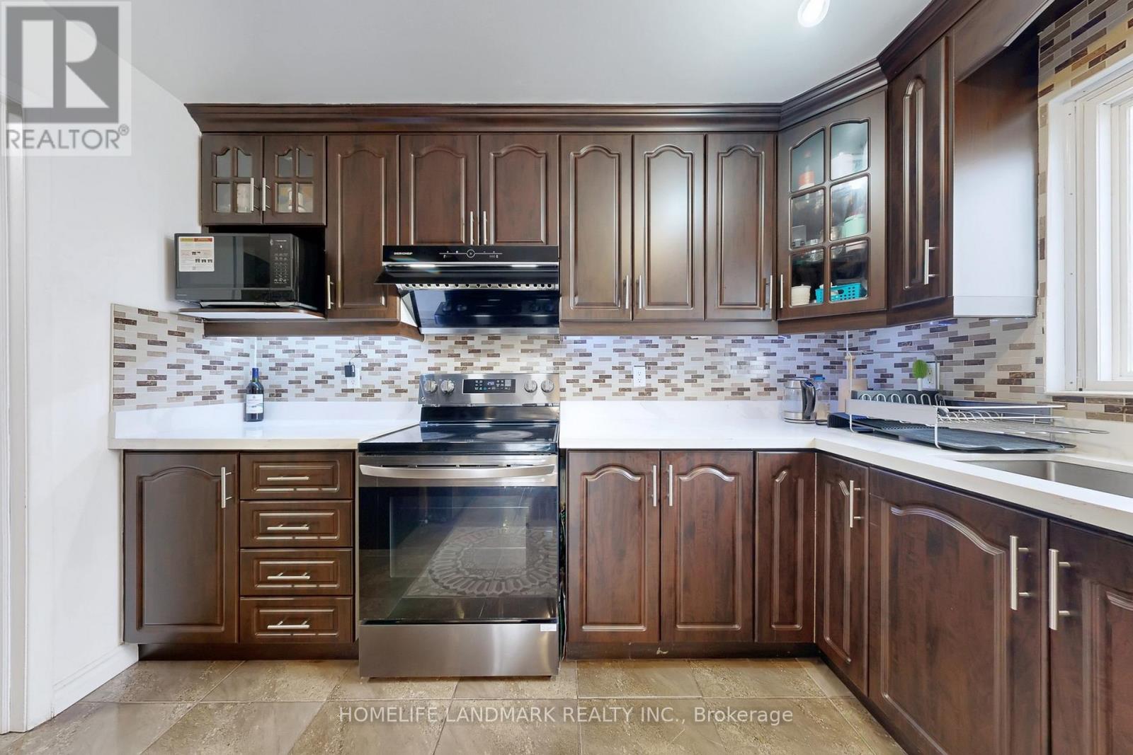 75 Dragoon Crescent, Toronto, Ontario  M1V 1N5 - Photo 17 - E12965478