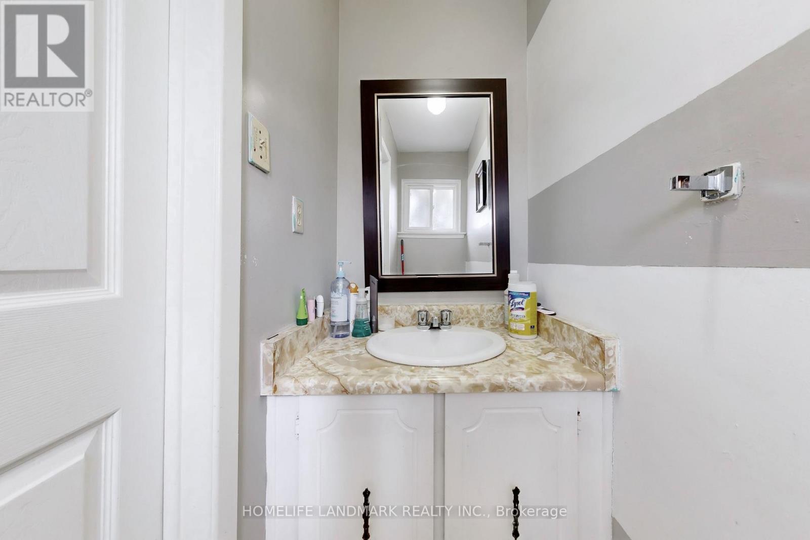 75 Dragoon Crescent, Toronto, Ontario  M1V 1N5 - Photo 19 - E12965478