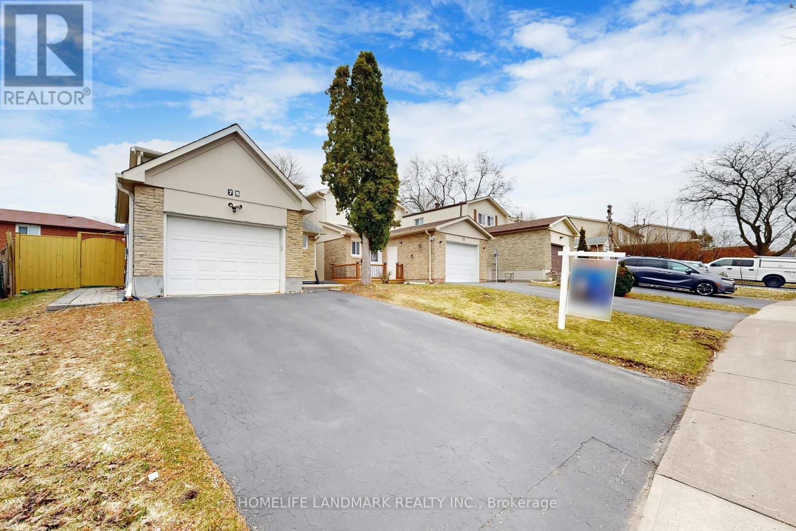 75 Dragoon Crescent, Toronto, Ontario  M1V 1N5 - Photo 4 - E12965478