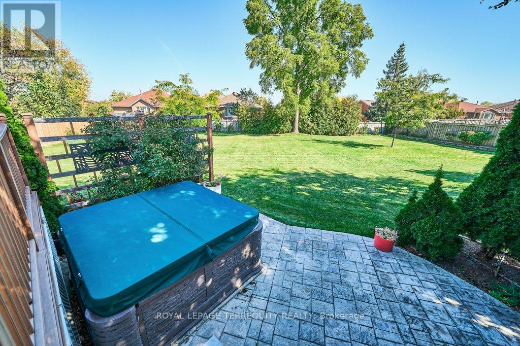 1449 Rosebank Road, Pickering, Ontario  L1V 1P3 - Photo 7 - E12965508