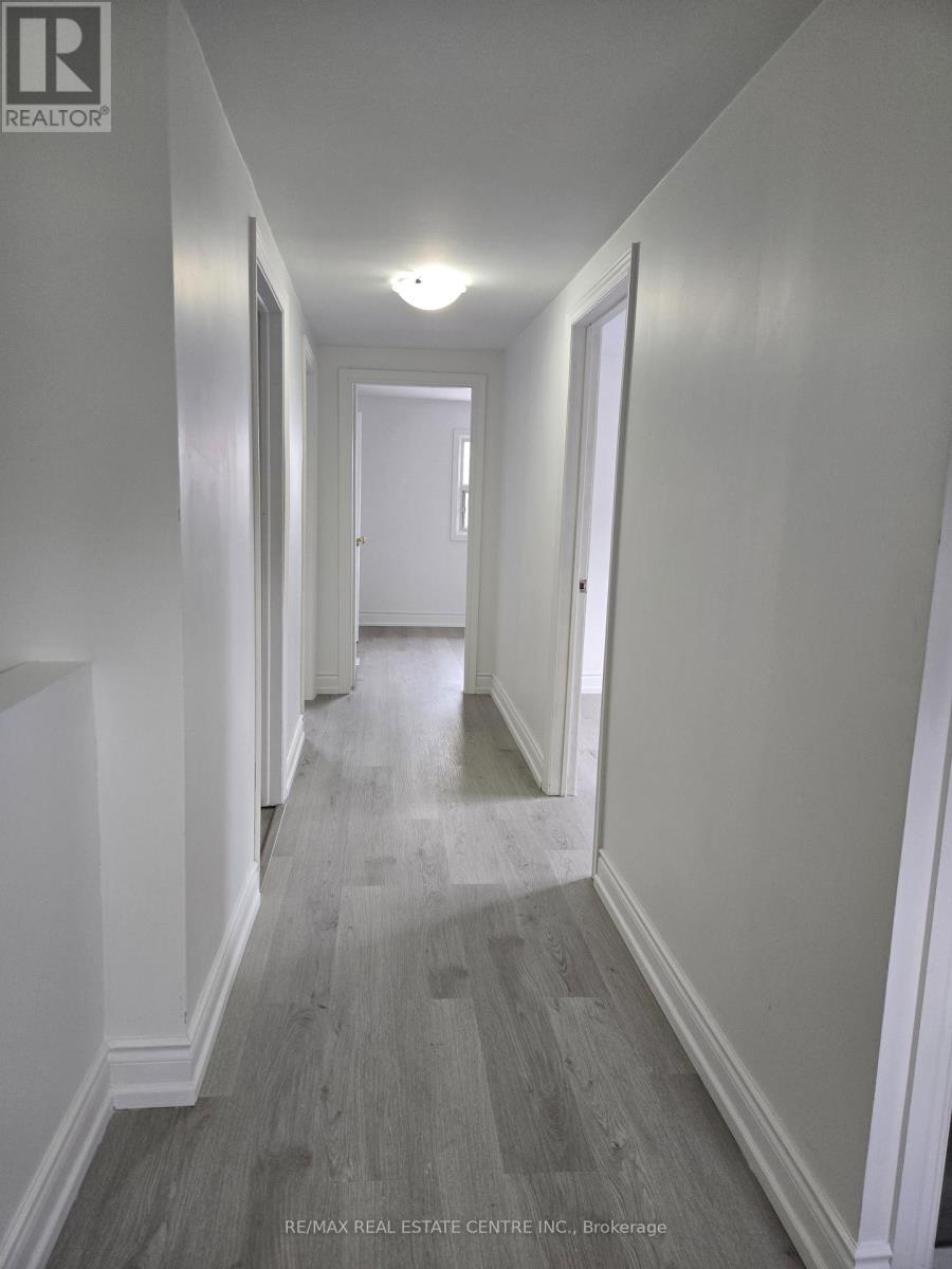 Main Level - 176 Beechgrove Drive, Toronto, Ontario  M1E 3Z5 - Photo 14 - E12965554