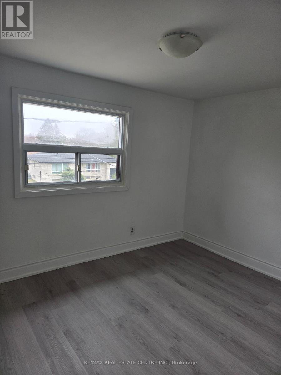 Main Level - 176 Beechgrove Drive, Toronto, Ontario  M1E 3Z5 - Photo 20 - E12965554