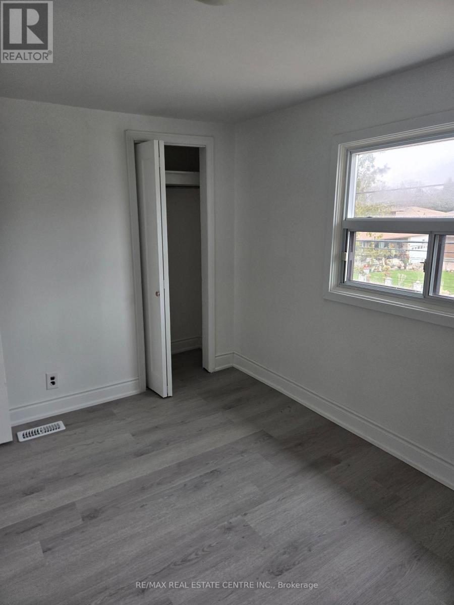 Main Level - 176 Beechgrove Drive, Toronto, Ontario  M1E 3Z5 - Photo 21 - E12965554