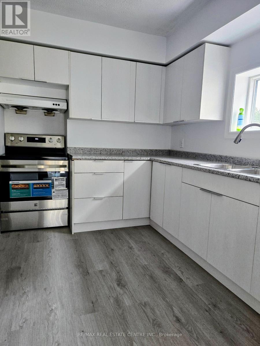 Main Level - 176 Beechgrove Drive, Toronto, Ontario  M1E 3Z5 - Photo 8 - E12965554