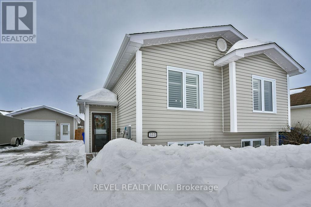 133 J.v. Bonhomme Boulevard, Timmins, Ontario  P4P 0A2 - Photo 1 - T12965922
