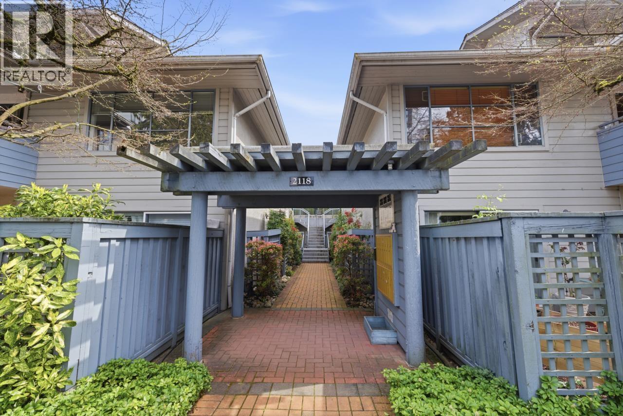 10 2118 Eastern Avenue, North Vancouver, British Columbia  V7L 3G3 - Photo 2 - R3105771