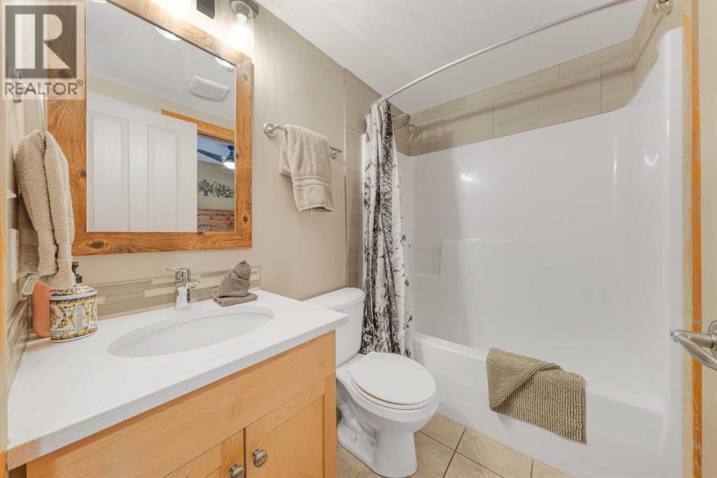 206, 1120 Railway Avenue, Canmore, Alberta  T1W 1P4 - Photo 17 - A2298628