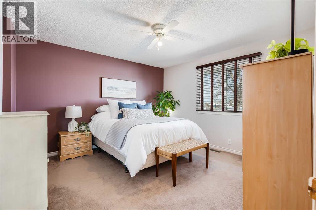 240 Summerwood Place SE, Airdrie, Alberta  T4B 1W3 - Photo 14 - A2299090