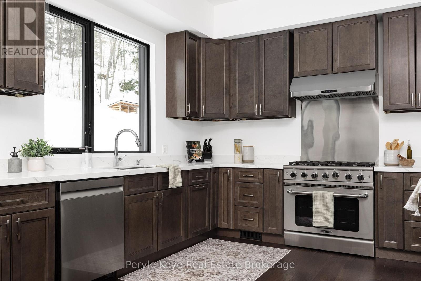 86 Claren Crescent, Huntsville, Ontario  P1H 0C3 - Photo 24 - X12712102