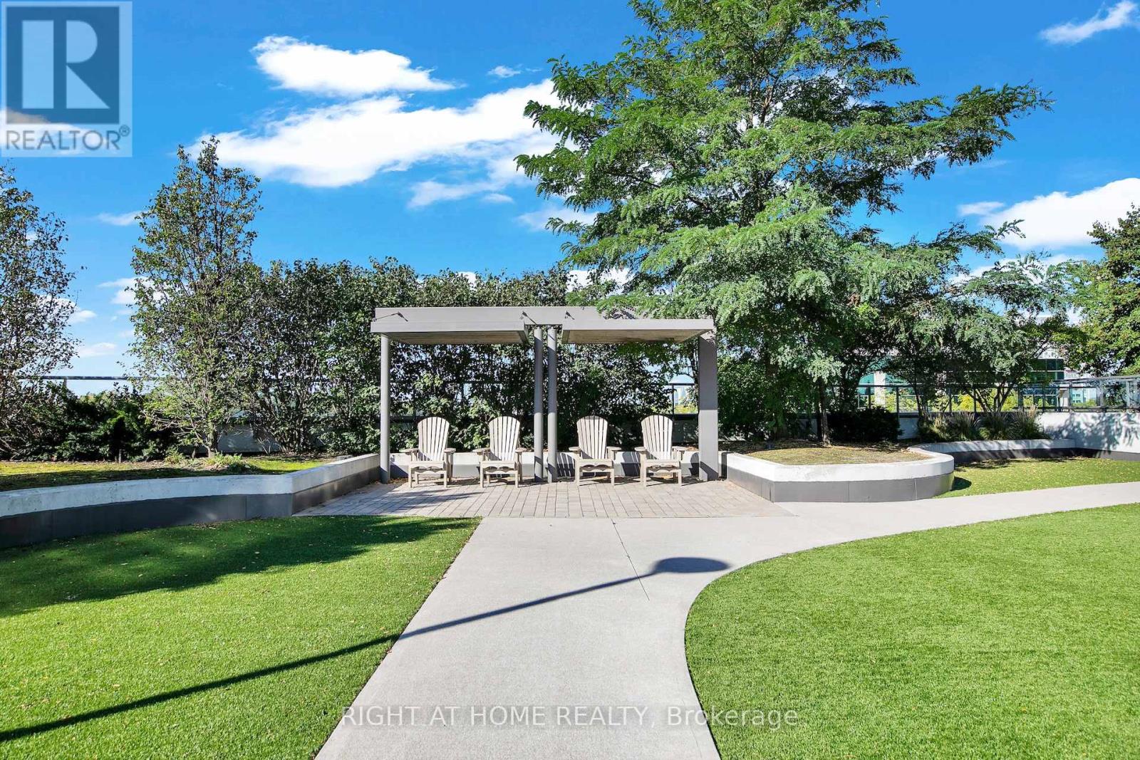 903 - 65 Oneida Crescent, Richmond Hill, Ontario  L4B 0G9 - Photo 25 - N12965502