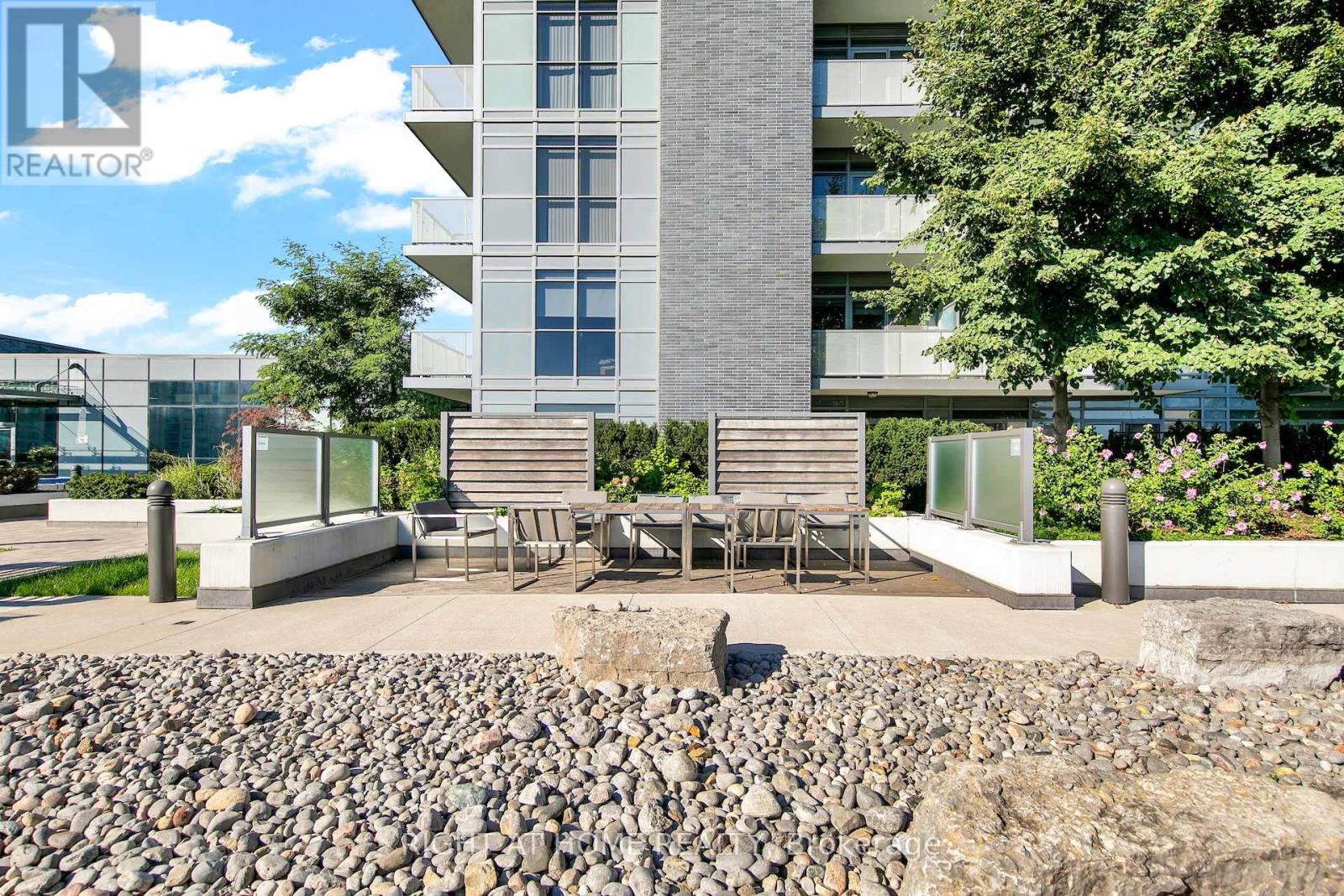 903 - 65 Oneida Crescent, Richmond Hill, Ontario  L4B 0G9 - Photo 30 - N12965502