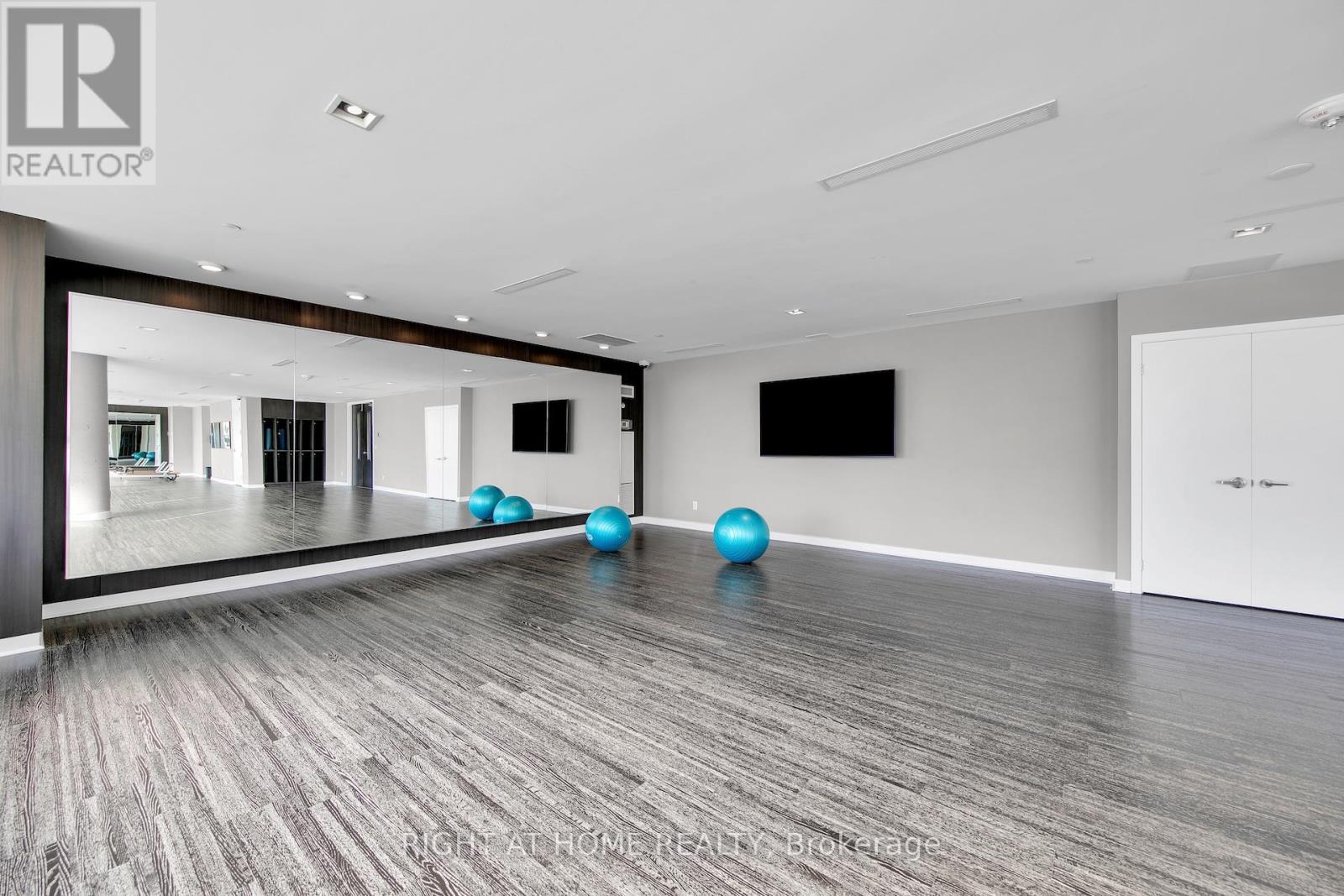 903 - 65 Oneida Crescent, Richmond Hill, Ontario  L4B 0G9 - Photo 42 - N12965502