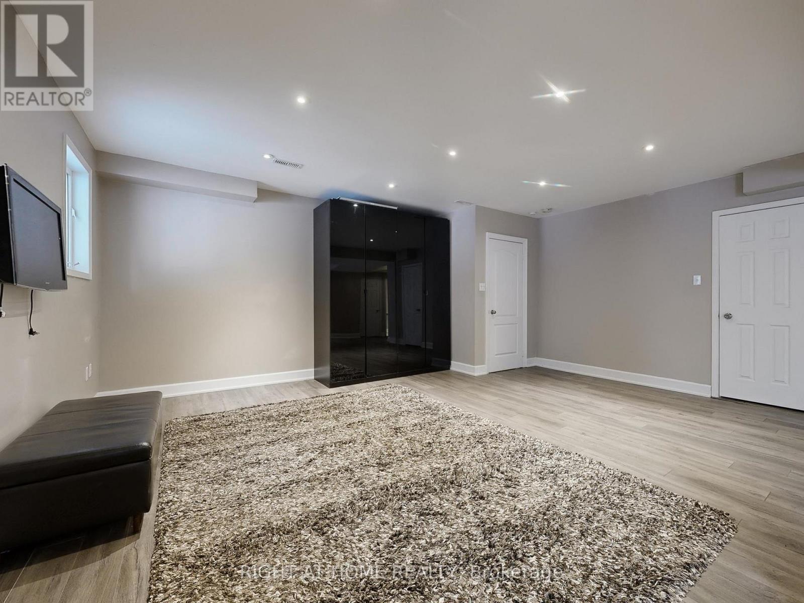 26 Carnoustie Crescent, Richmond Hill, Ontario  L4E 0A2 - Photo 41 - N12965506