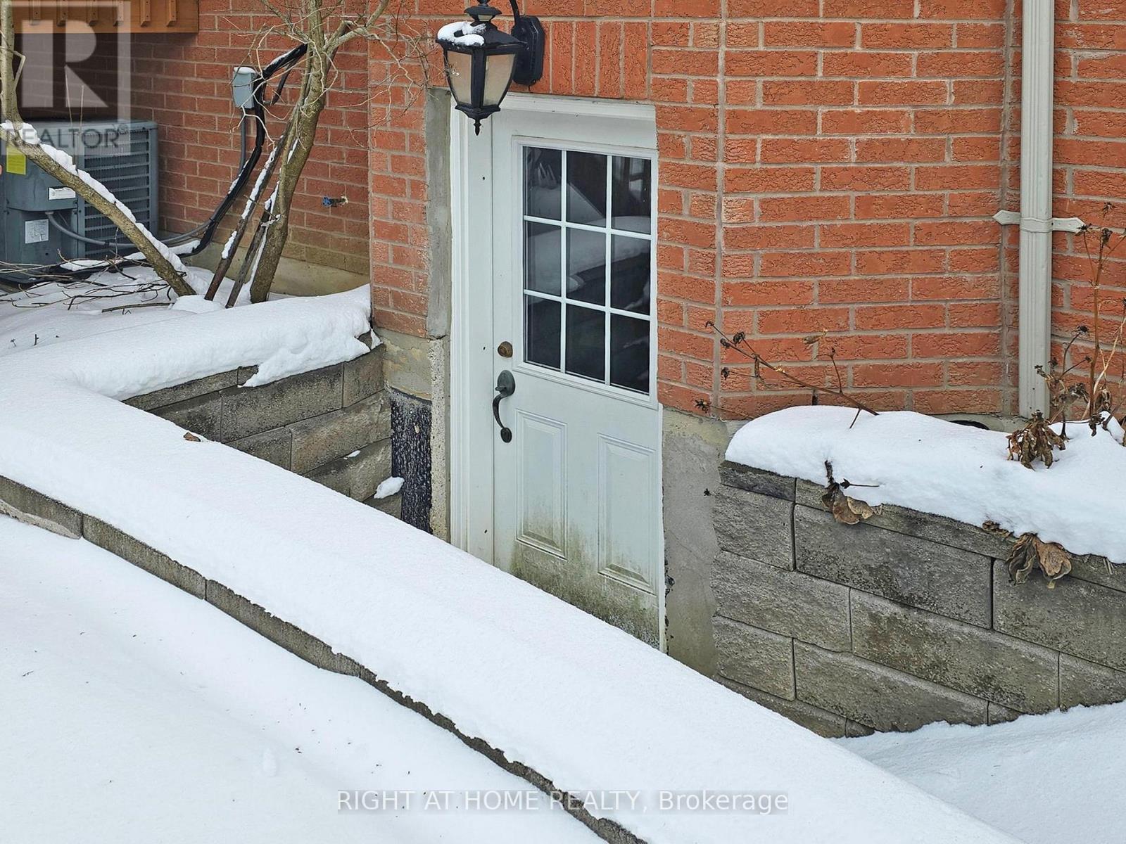 26 Carnoustie Crescent, Richmond Hill, Ontario  L4E 0A2 - Photo 47 - N12965506