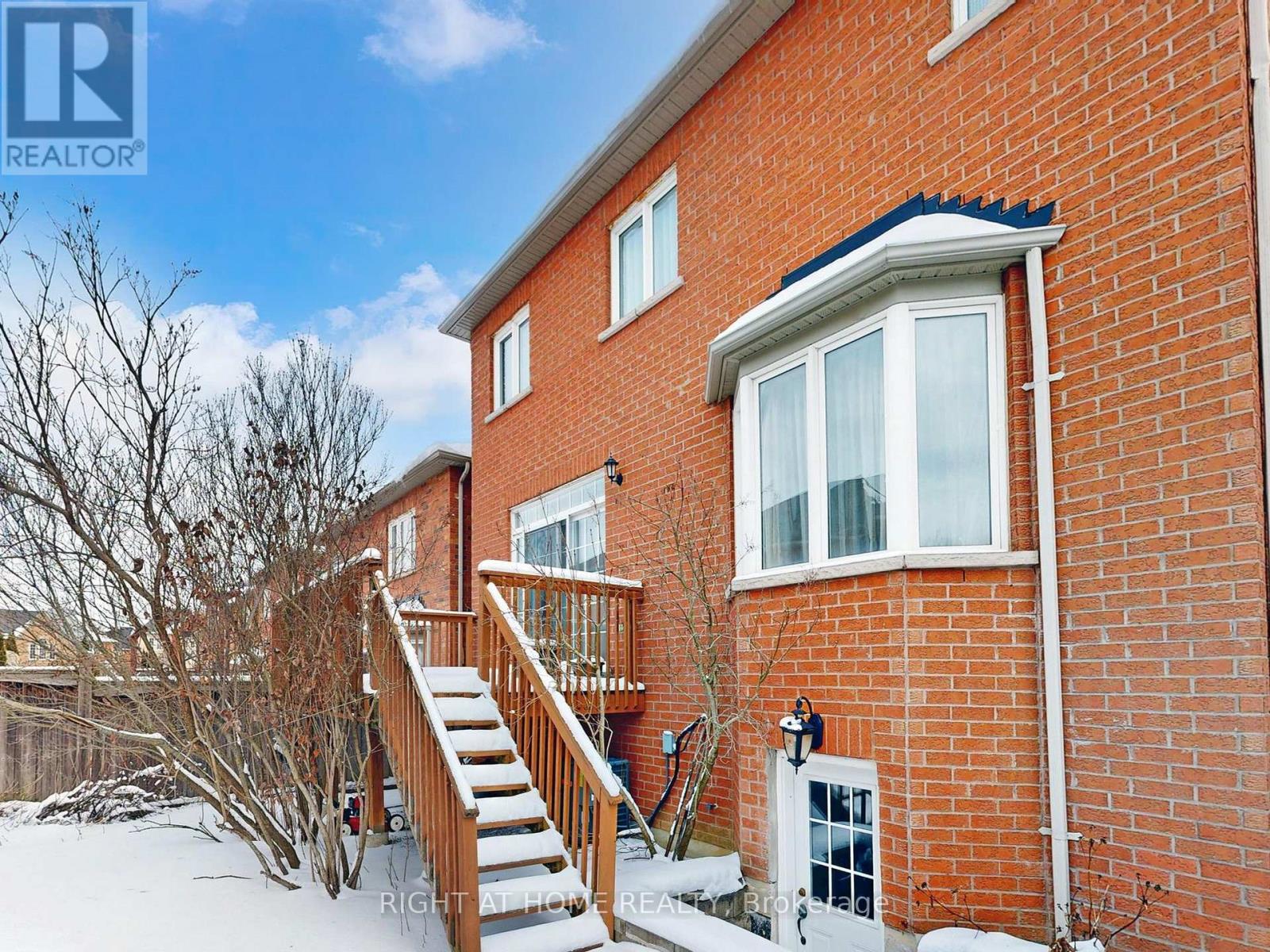 26 Carnoustie Crescent, Richmond Hill, Ontario  L4E 0A2 - Photo 49 - N12965506