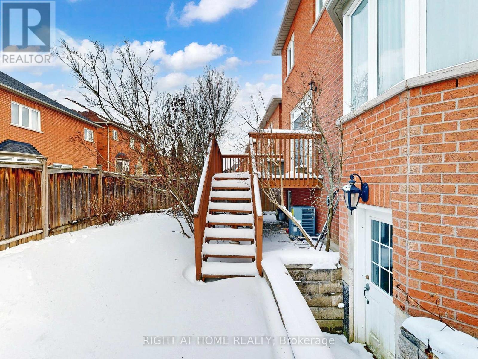 26 Carnoustie Crescent, Richmond Hill, Ontario  L4E 0A2 - Photo 50 - N12965506