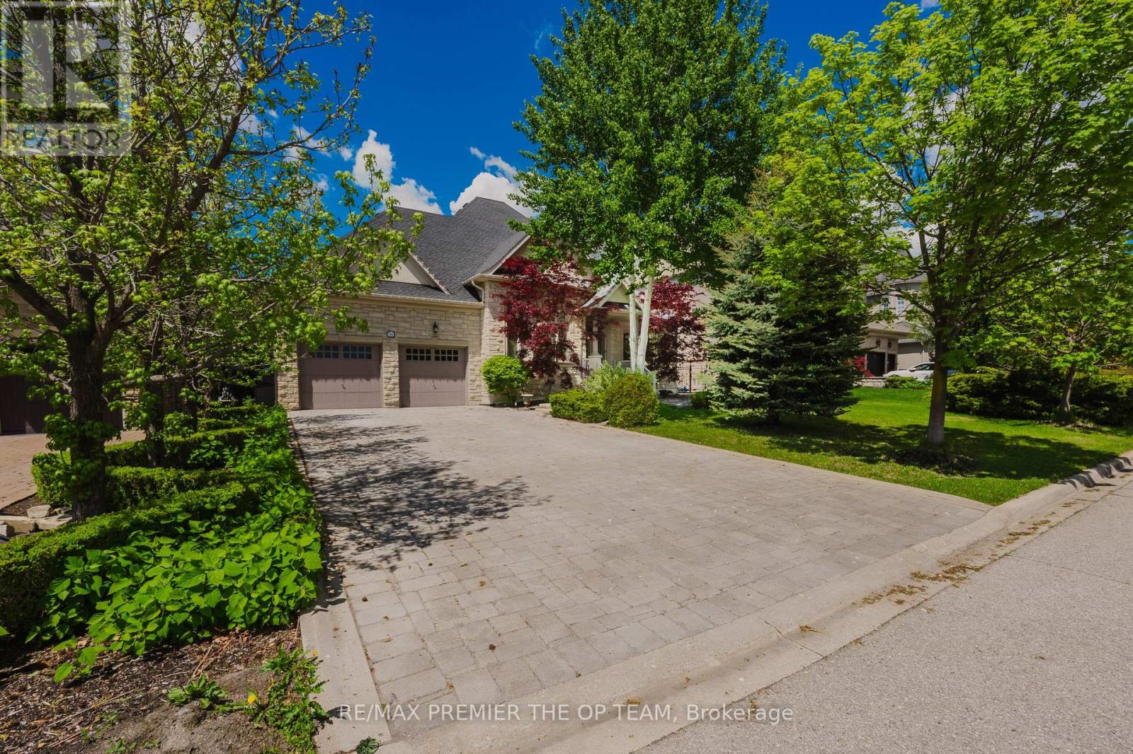 56 PARK RIDGE DRIVE, Vaughan, Ontario