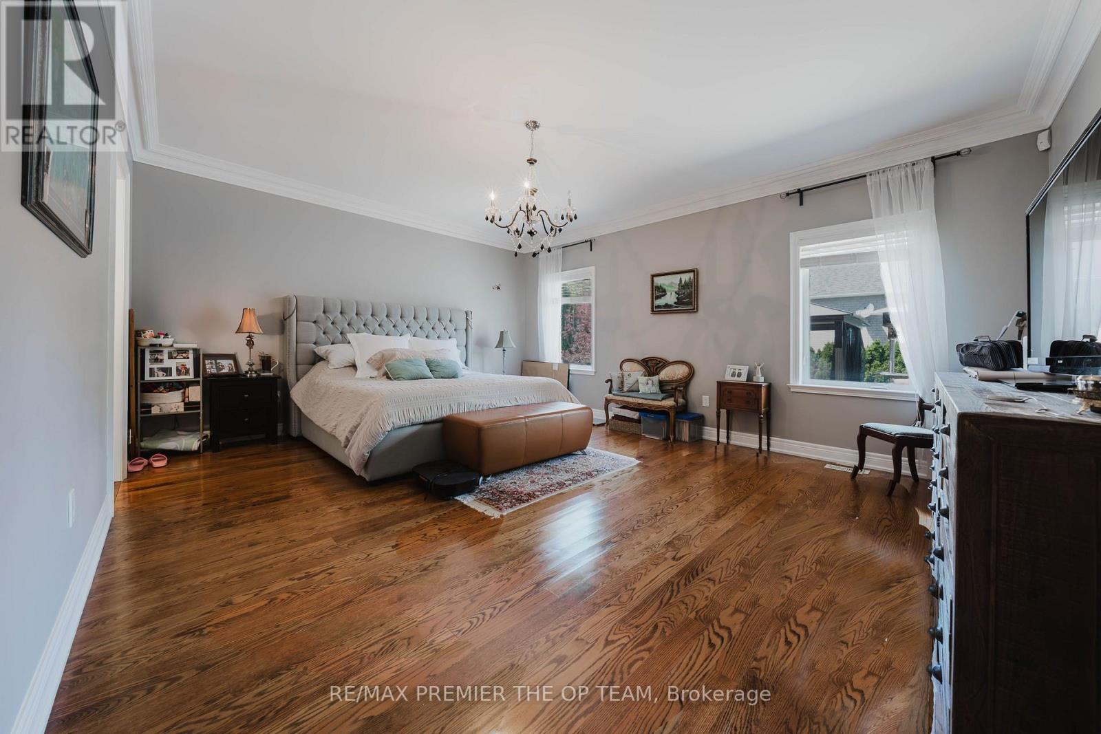 56 Park Ridge Drive, Vaughan, Ontario  L0J 1C0 - Photo 25 - N12965538