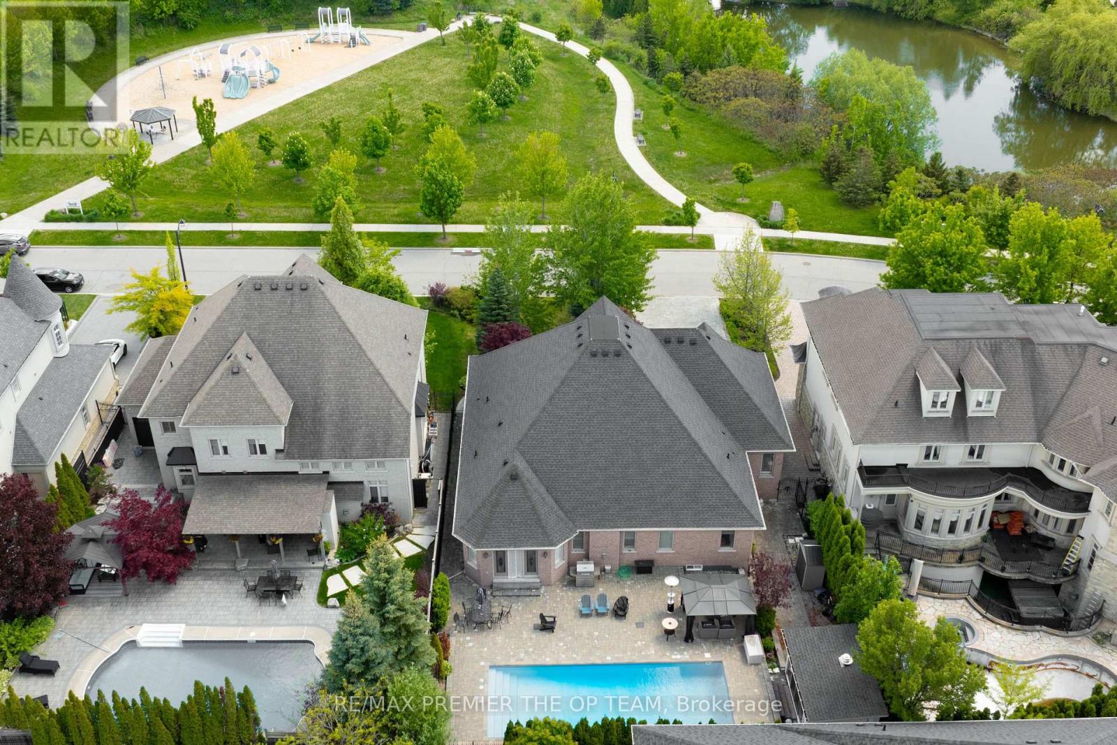 56 Park Ridge Drive, Vaughan, Ontario  L0J 1C0 - Photo 49 - N12965538