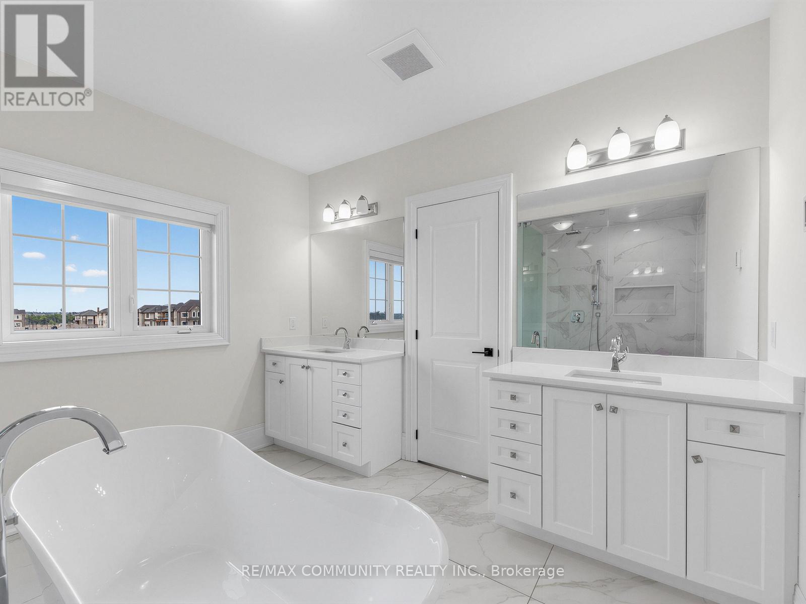 104 Greville Street E, Vaughan, Ontario L4H 4P7 - Photo 19 - N12965564