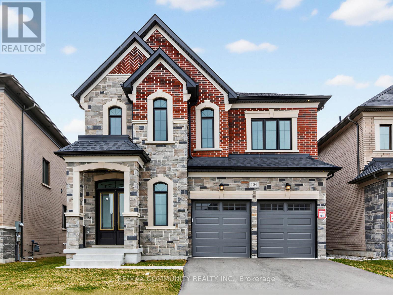 104 Greville Street E, Vaughan, Ontario L4H 4P7 - Photo 2 - N12965564