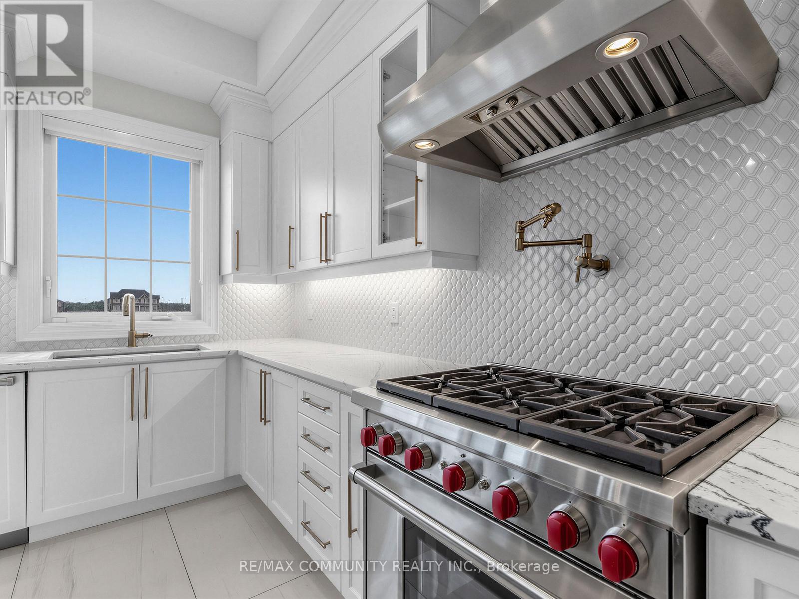 104 Greville Street E, Vaughan, Ontario L4H 4P7 - Photo 36 - N12965564