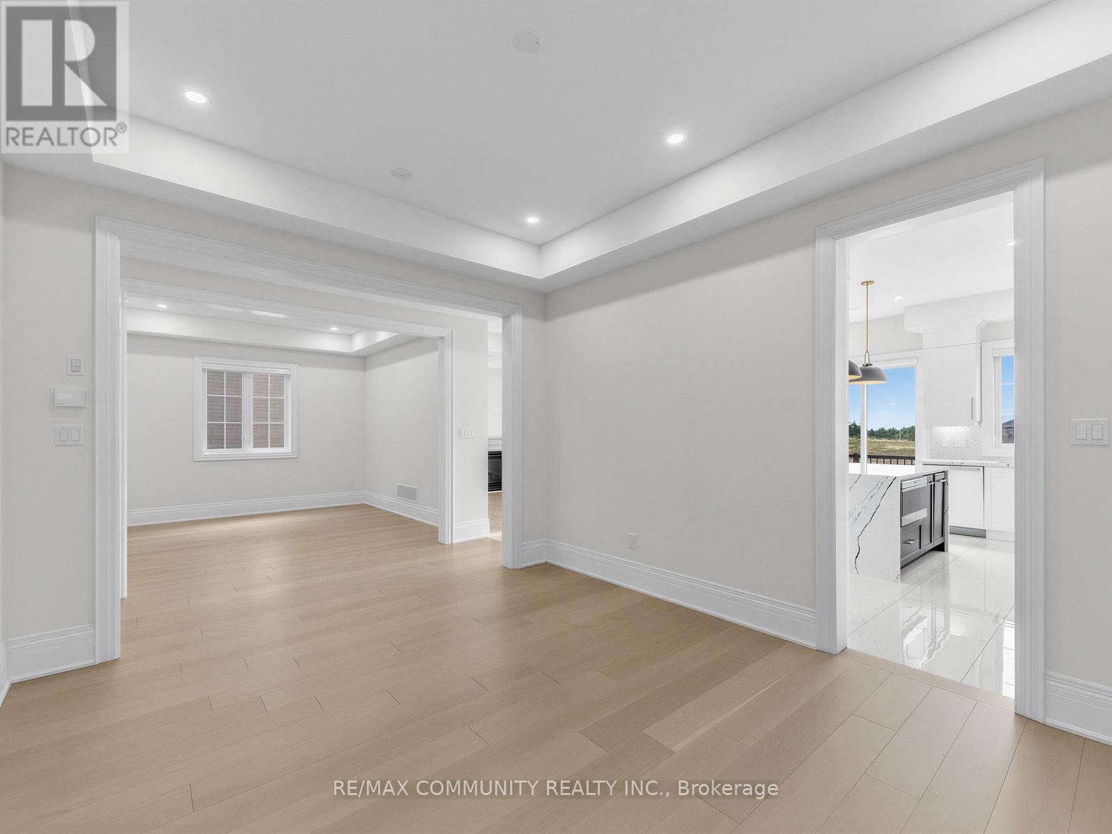 104 Greville Street E, Vaughan, Ontario L4H 4P7 - Photo 7 - N12965564