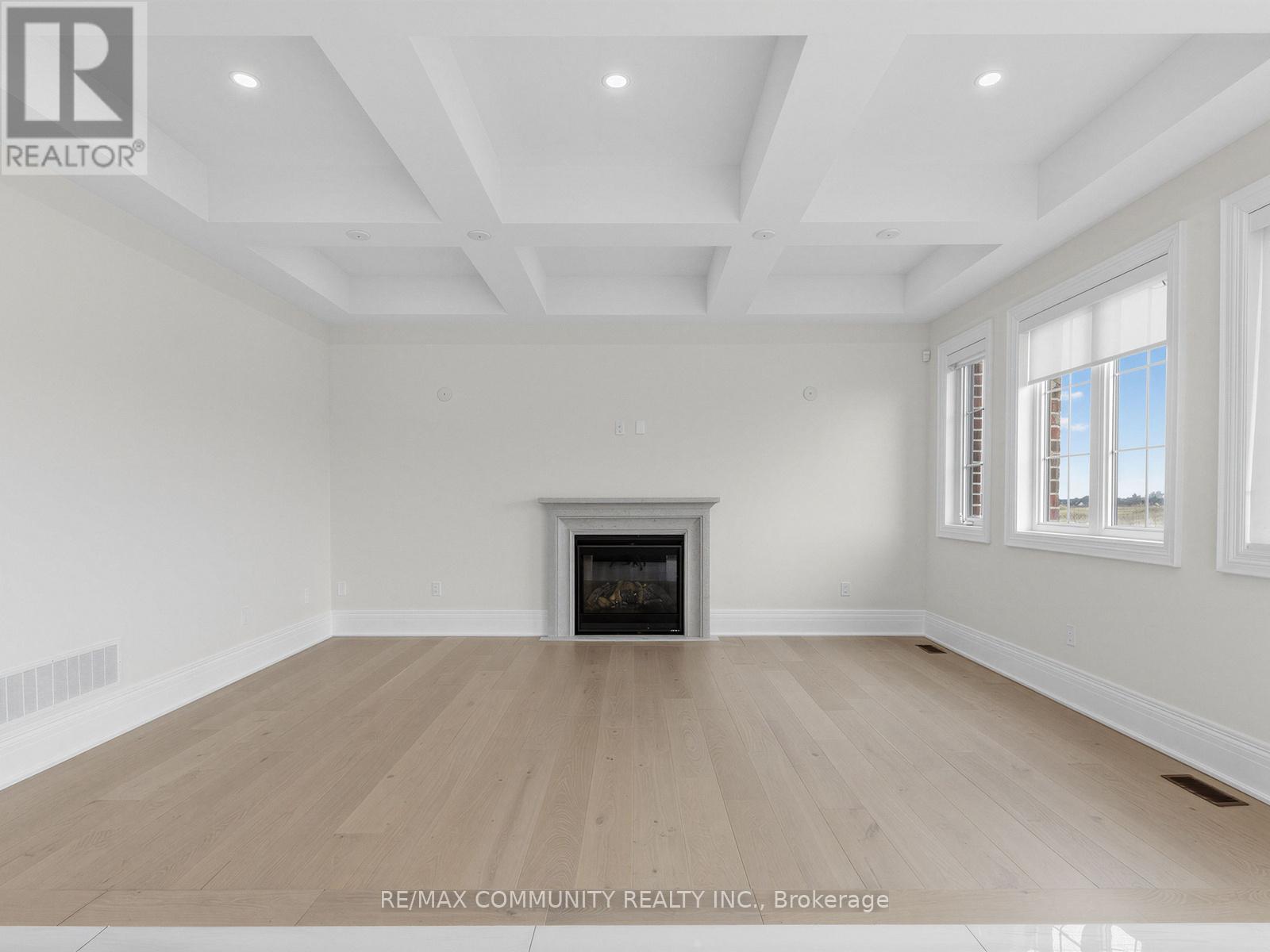 104 Greville Street E, Vaughan, Ontario L4H 4P7 - Photo 8 - N12965564