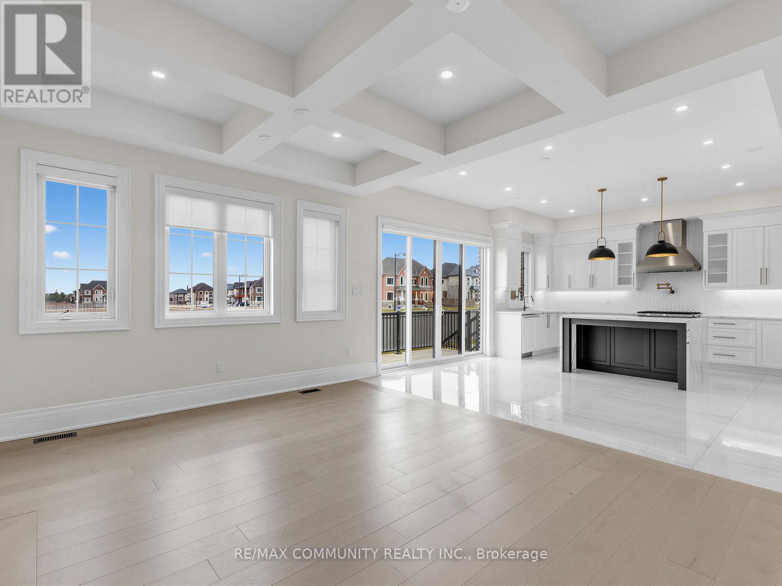 104 Greville Street E, Vaughan, Ontario L4H 4P7 - Photo 9 - N12965564