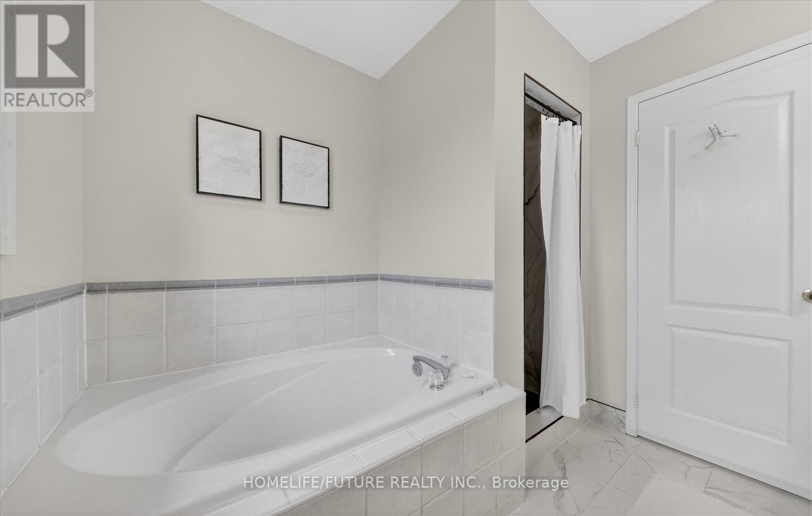 57 - 180 Blue Willow Drive, Vaughan, Ontario L4L 9C9 - Photo 37 - N12965626